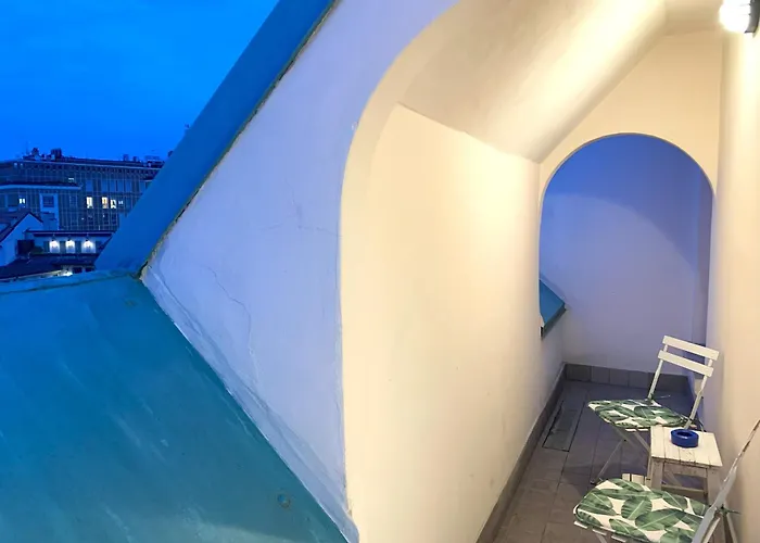 Exclusive Location, Cozy And Modern *