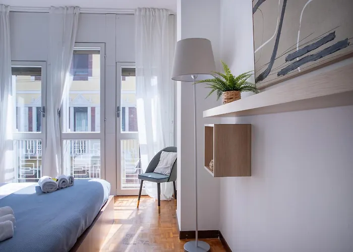 Ampio Ed Elegante - 2 E 2 Bagni Mediolan