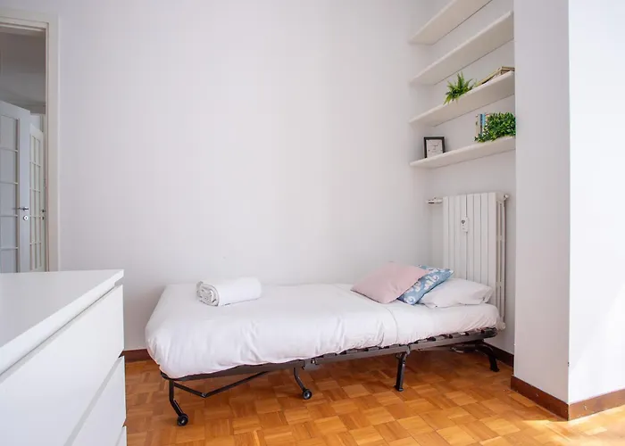 Ampio Ed Elegante - 2 E 2 Bagni Mediolan