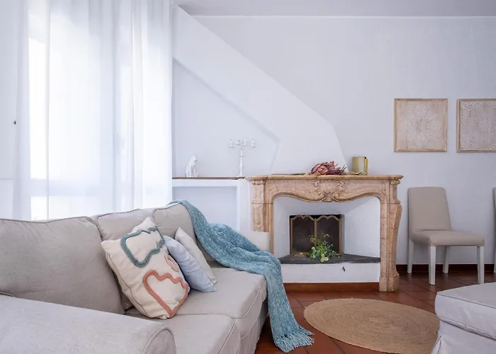 Ampio Ed Elegante - 2 E 2 Bagni