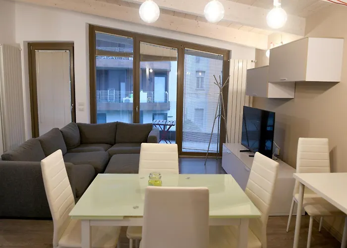 Dingo's House - 5 Minutes From M3 Appartamento *