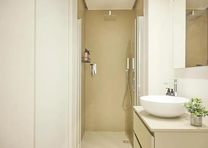 Retreats Fiera 아파트