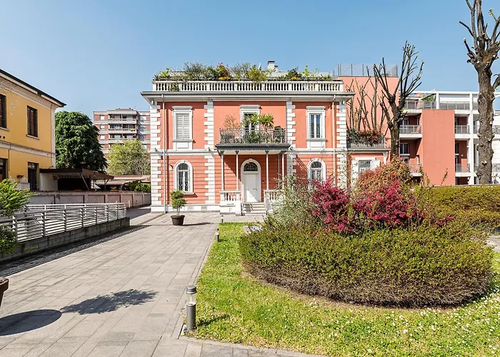 Cozy 1 Bedroom In Viale Monza * 밀라노