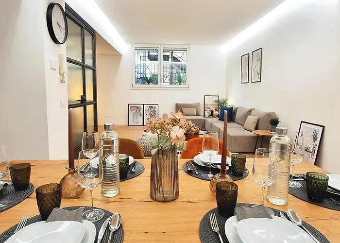 Citylife 6 Guests - Xl Living And 2 Baths