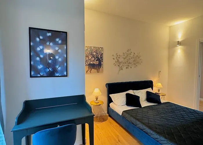 - - Life - * Милан