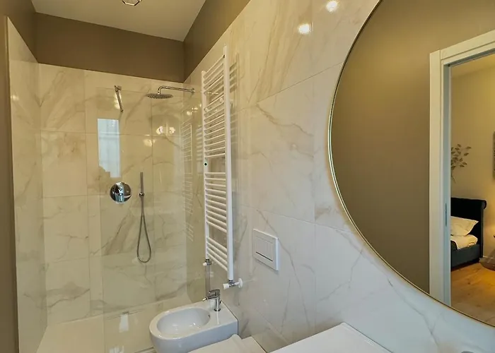 - - Life - Милан