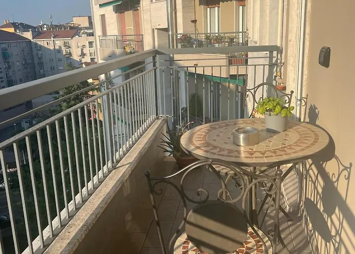 Rembrandt Luxury San Siro Fiera Ippodromo Centro *