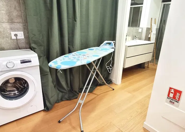 Appartamento Citylife 6 Guests - Xl Living And 2 Baths *