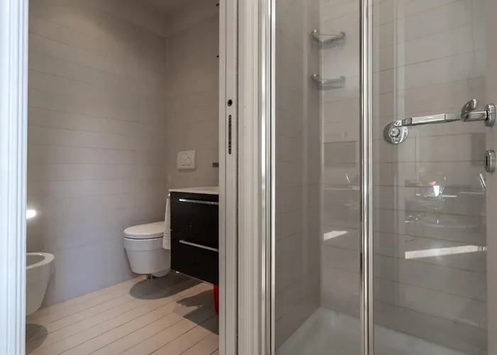 Repubblica Premium Milán