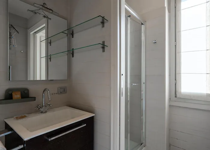 Repubblica Premium Milán