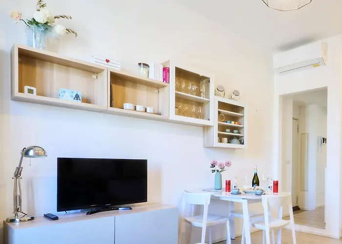 Beautiful In Tricolore - Daniele