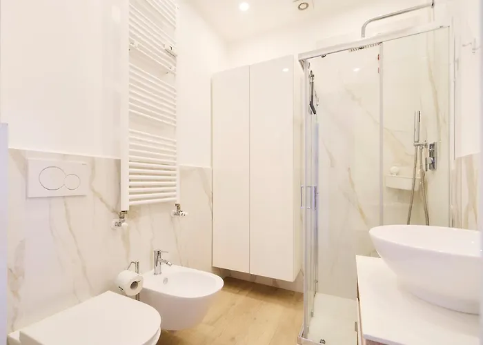 Beautiful In Tricolore - Daniele Apartmán *