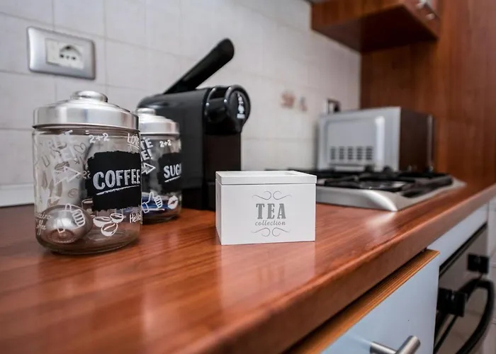 Metro 4 - Grazioso Bilocale Accogliente *