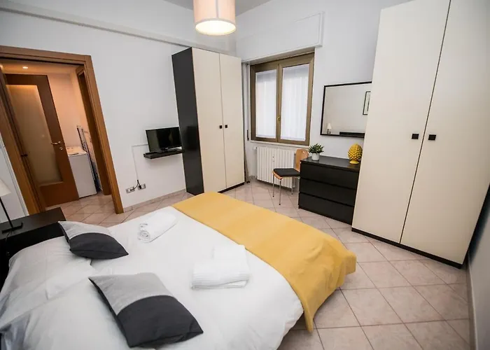 Metro 4 - Grazioso Bilocale Accogliente * 米兰