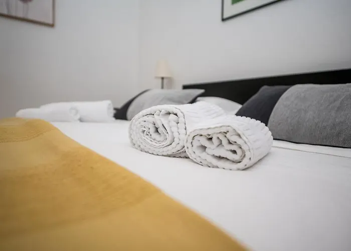 Metro 4 - Grazioso Bilocale Accogliente 公寓 *