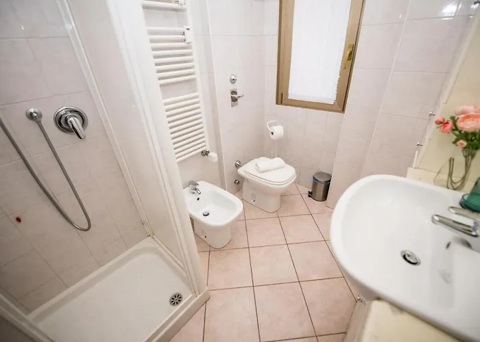 Metro 4 - Grazioso Bilocale Accogliente 公寓 *