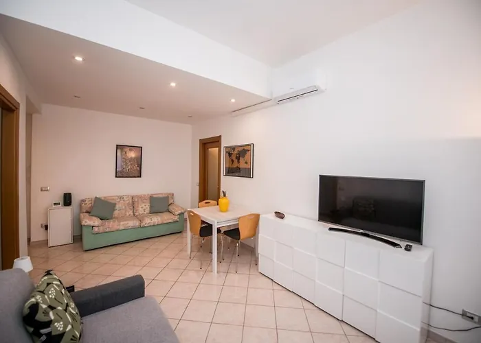 Metro 4 - Grazioso Bilocale Accogliente 公寓 *