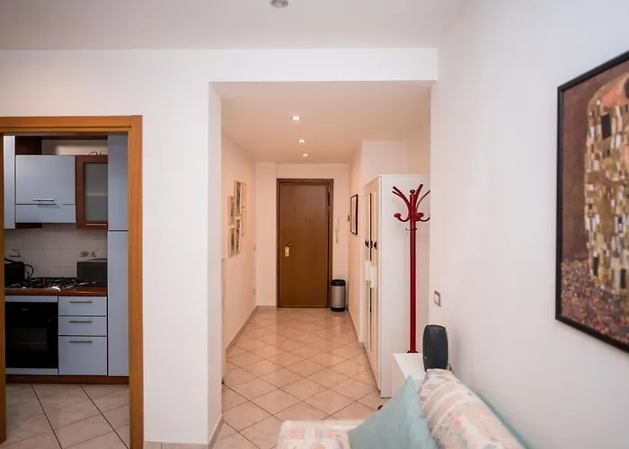 公寓 Metro 4 - Grazioso Bilocale Accogliente 米兰