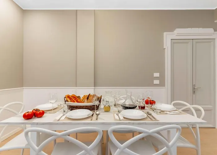 Vitruvio Palace - La Vista *