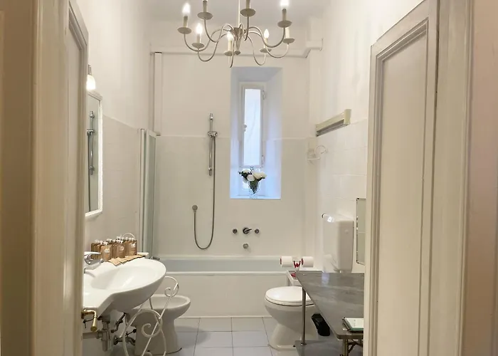 Splendido Quadrilocale Liberty In Porta Venezia Apartament