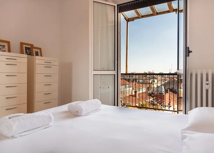 Youhosty - Da Cermenate 12 * Milano