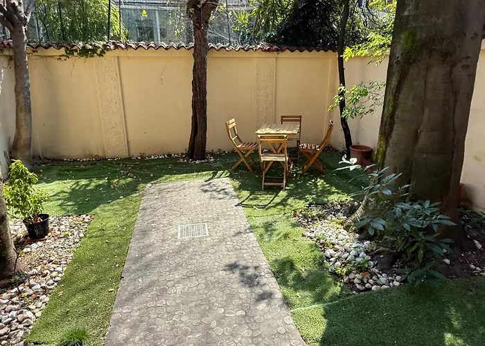 Squirrel's House Апартаменты Милан