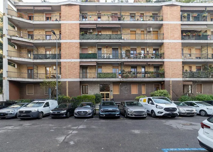 Spacious 70 Mq Self Check-in ,free Parking, San Siro