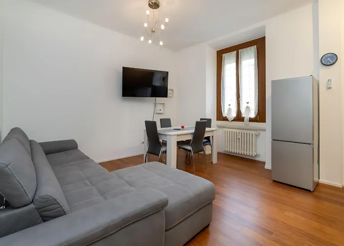 Appartement Moderno Bilocale Vicino Aeroporto Linate Self Check-in 24h & Wifi Veloce Milaan