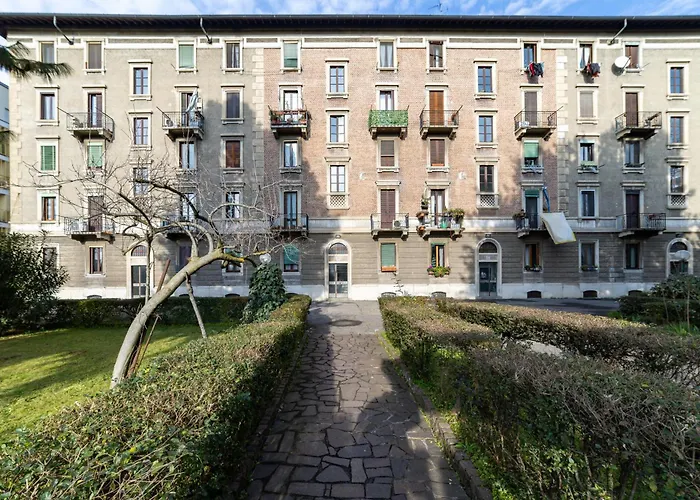 Moderno Bilocale Vicino Aeroporto Linate Self Check-in 24h & Wifi Veloce Milaan