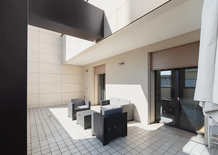Gohost - Next To The Olympic Village Terrace Apartmán *