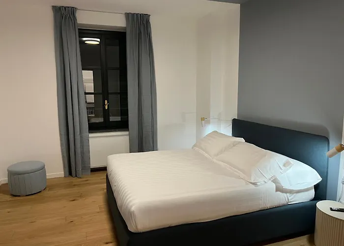 Fifty Eight Repubblica Three Bedrooms アパート *