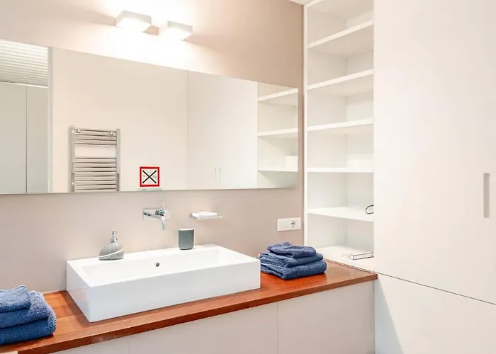 Milano's Exclusive Loft, Pool & * Milano