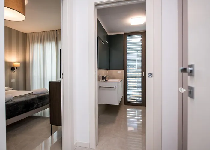 Compagnoni Luxe - & Wellness * Milano
