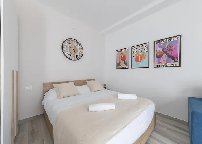 Nolo 5 - - Leia Hospitality Apartman