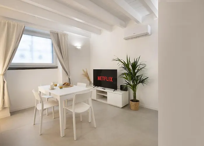 Apartmán 2 Bedrooms De Angeli - 20 Minuti Dal Salone Del Mobile *