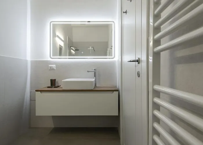 2 Bedrooms De Angeli - 20 Minuti Dal Salone Del Mobile Apartmán Milán