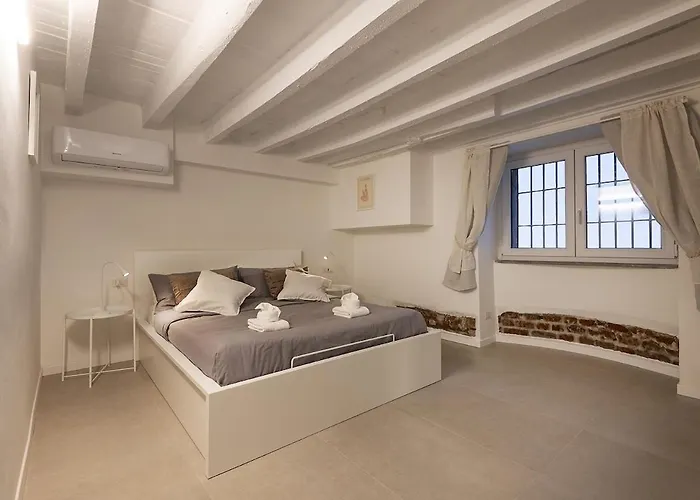 شقة 2 Bedrooms De Angeli - 20 Minuti Dal Salone Del Mobile