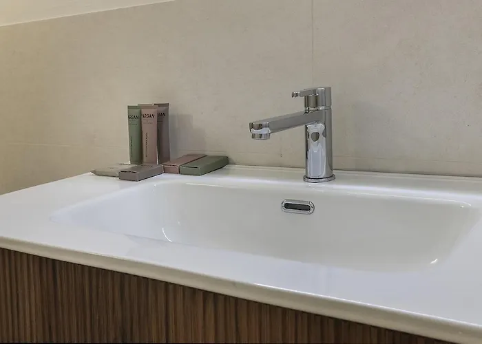 2 Bedrooms De Angeli - 20 Minuti Dal Salone Del Mobile