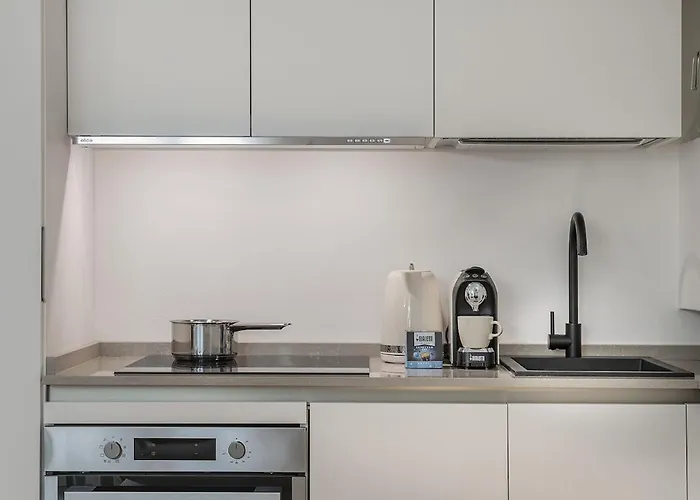 شقة 2 Bedrooms De Angeli - 20 Minuti Dal Salone Del Mobile ميلان