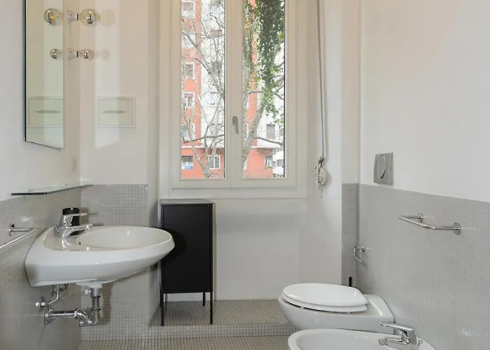 One Bedroom Of Comfort And Style In The Heart Of Apartment *