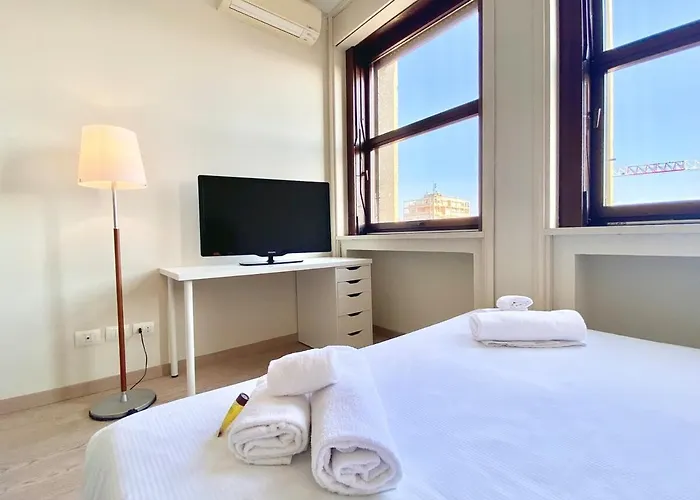 1 Min Castle - 7 Min Cathedral On Walk Prestige Milano