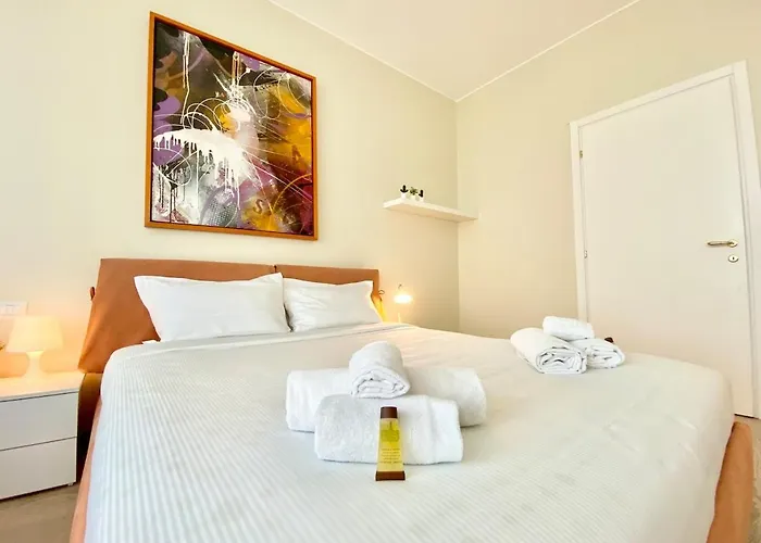 1 Min Castle - 7 Min Cathedral On Walk Prestige Milano