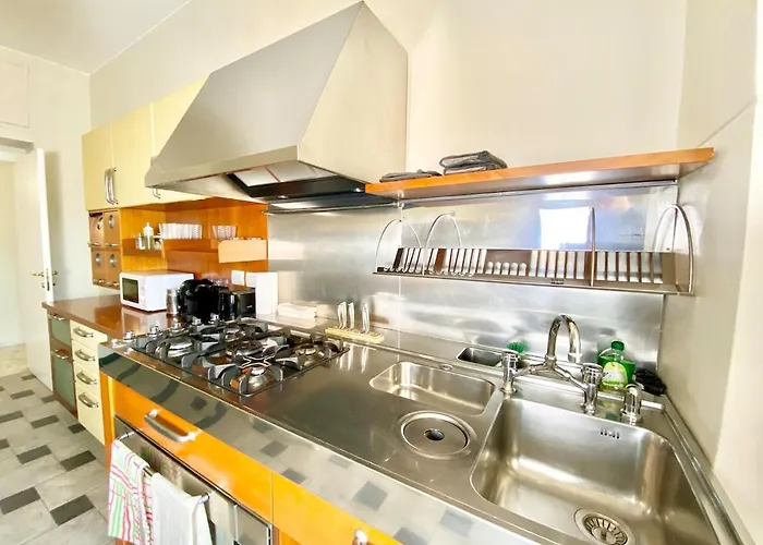 1 Min Castle - 7 Min Cathedral On Walk Prestige *