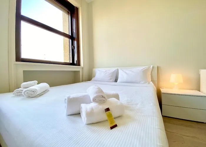 1 Min Castle - 7 Min Cathedral On Walk Prestige