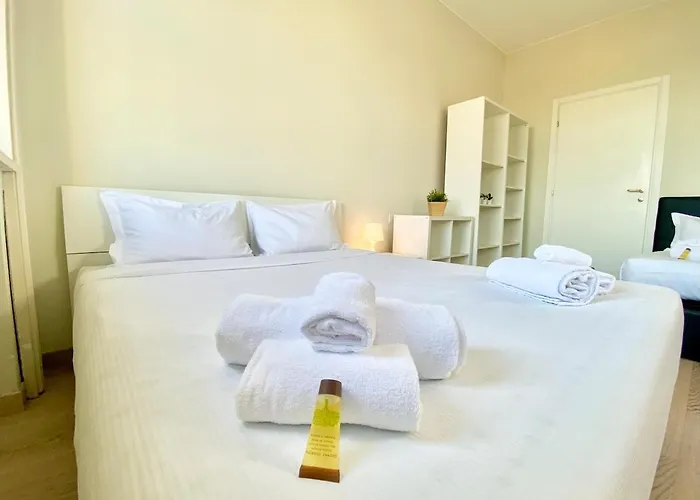 1 Min Castle - 7 Min Cathedral On Walk Prestige