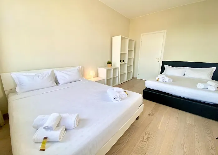 1 Min Castle - 7 Min Cathedral On Walk Prestige Lägenhet *