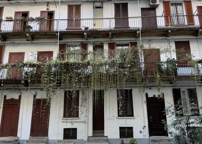 Pasteur-mm Red Line Mediolan