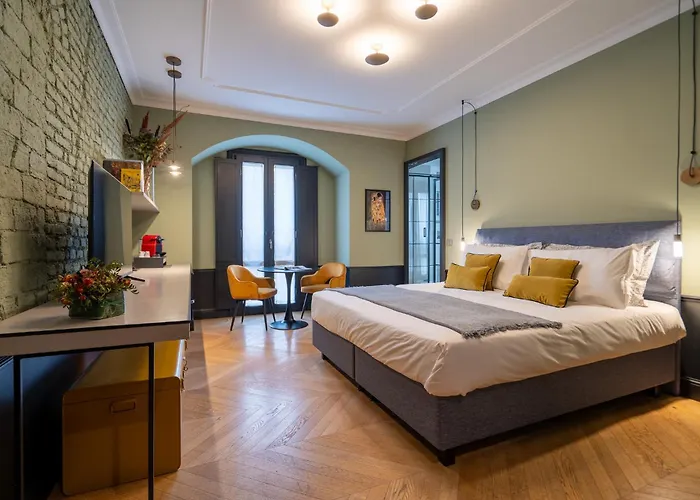 Guesthost - Brera Exclusive And 3* ミラノ