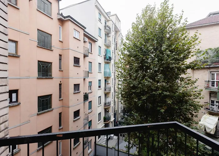 Bacio Di Velluto Vicino Metro *