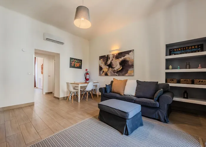 Easytopstay - Moscova Modern Апартаменты Милан